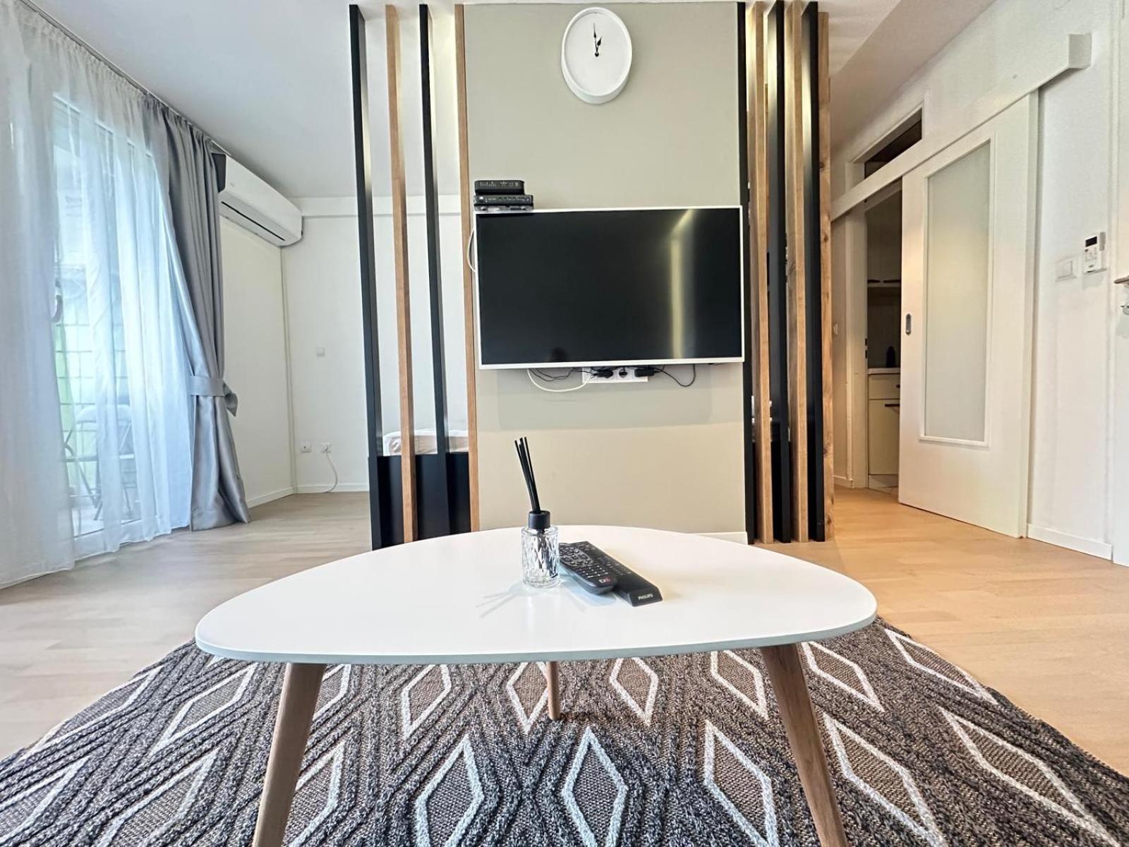 Franca-Free Parking Apartment Сараево Екстериор снимка